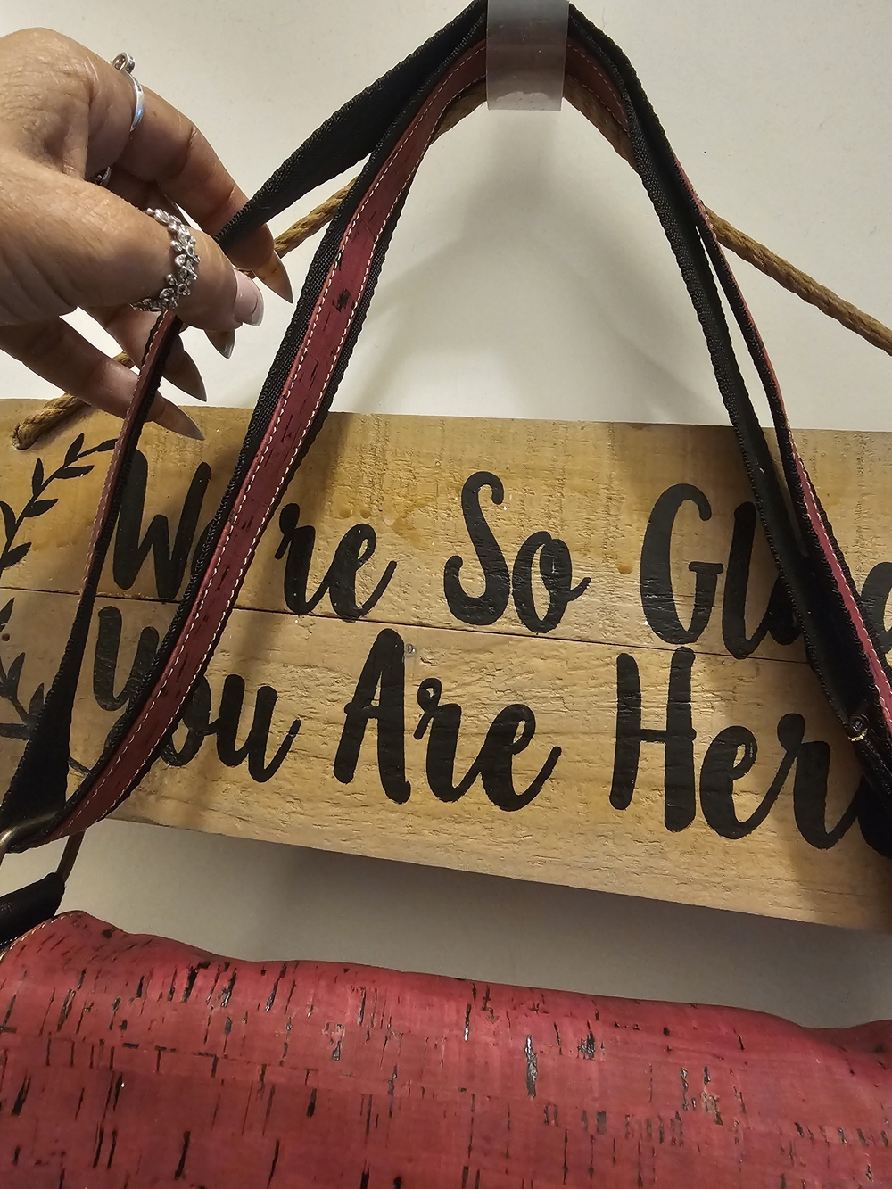 Everyday Two-Tone Shoulder Bag in Black and Burgundy 100% Cork Crossbody Bag - Picture 7 of 7